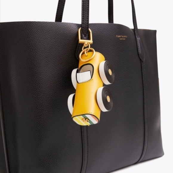 Tory Burch CAR KEY RING IN CASSIA NWT - Picture 1 of 6